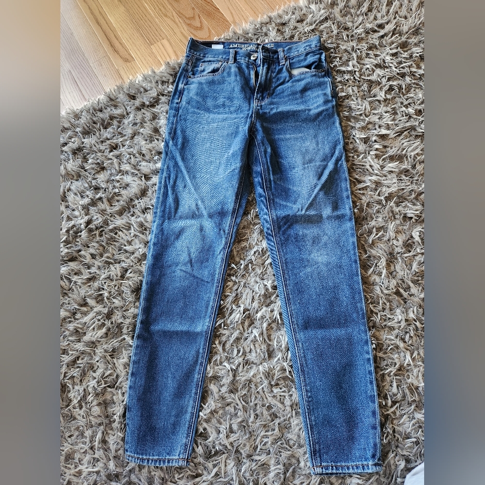 American Eagle Women's Mom Jeans